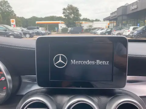 C 220 d T AMG+KAMERA+AHK+LED+BURMESTER+EASYPACK+