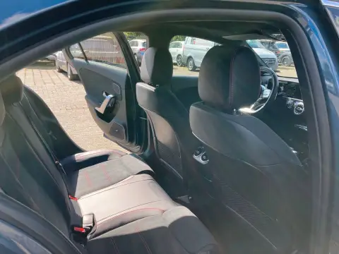 A 35 AMG 4M Lim. +AUGM.REAL.+KAM+PANO+DAB+ETC.